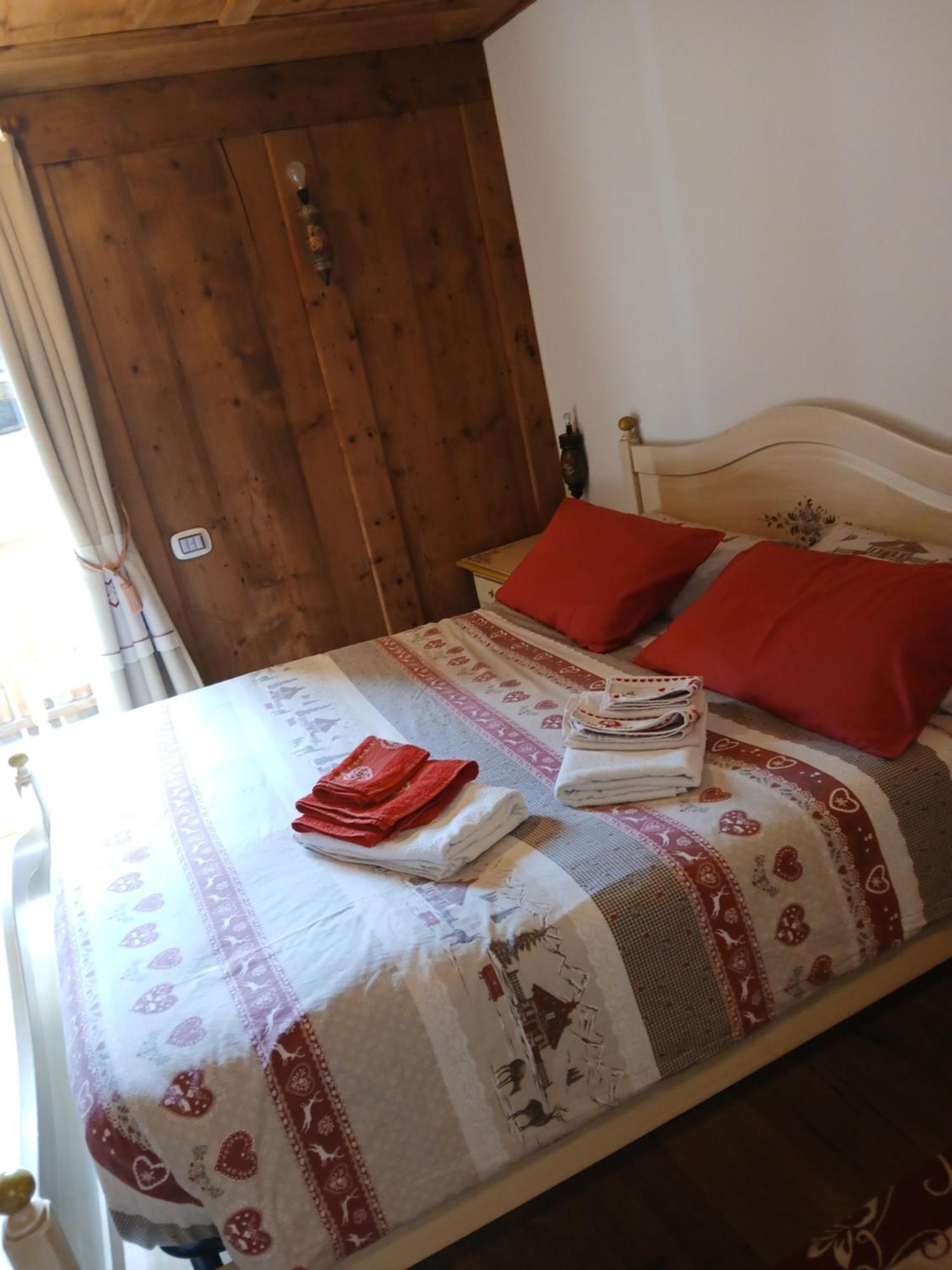 Bed and Breakfast Beb La Stube Dei Partel à Ziano di Fiemme Extérieur photo