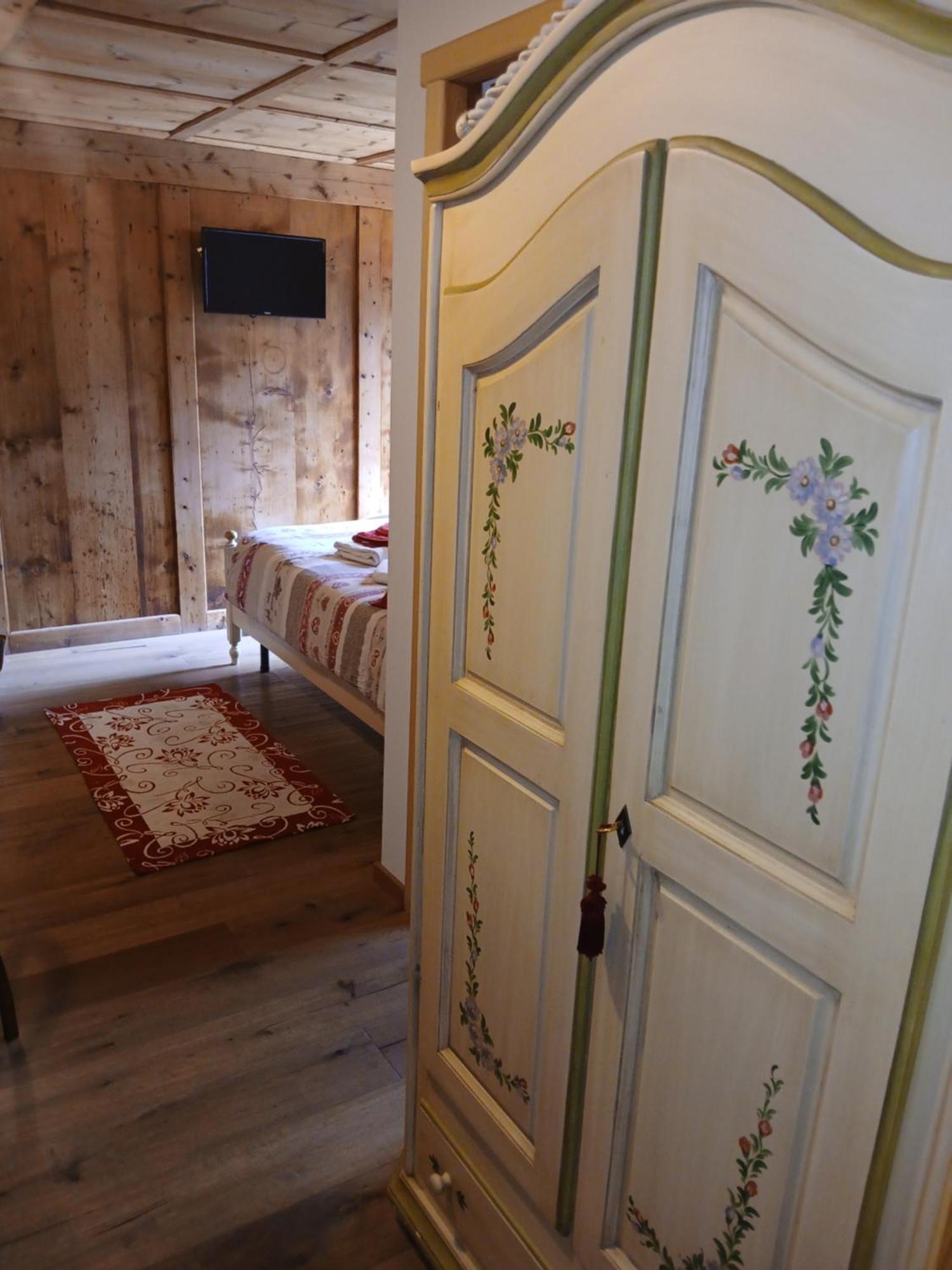 Bed and Breakfast Beb La Stube Dei Partel à Ziano di Fiemme Extérieur photo